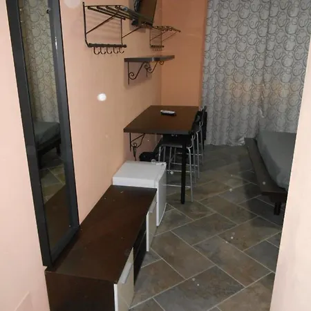 Mazzini Oda ve Kahvaltı 3*